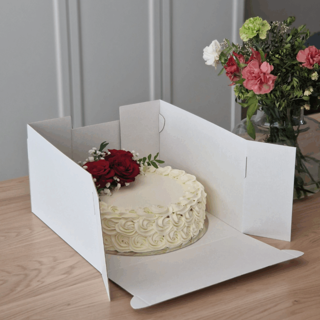 Tojapak valkoinen kakkulaatikko